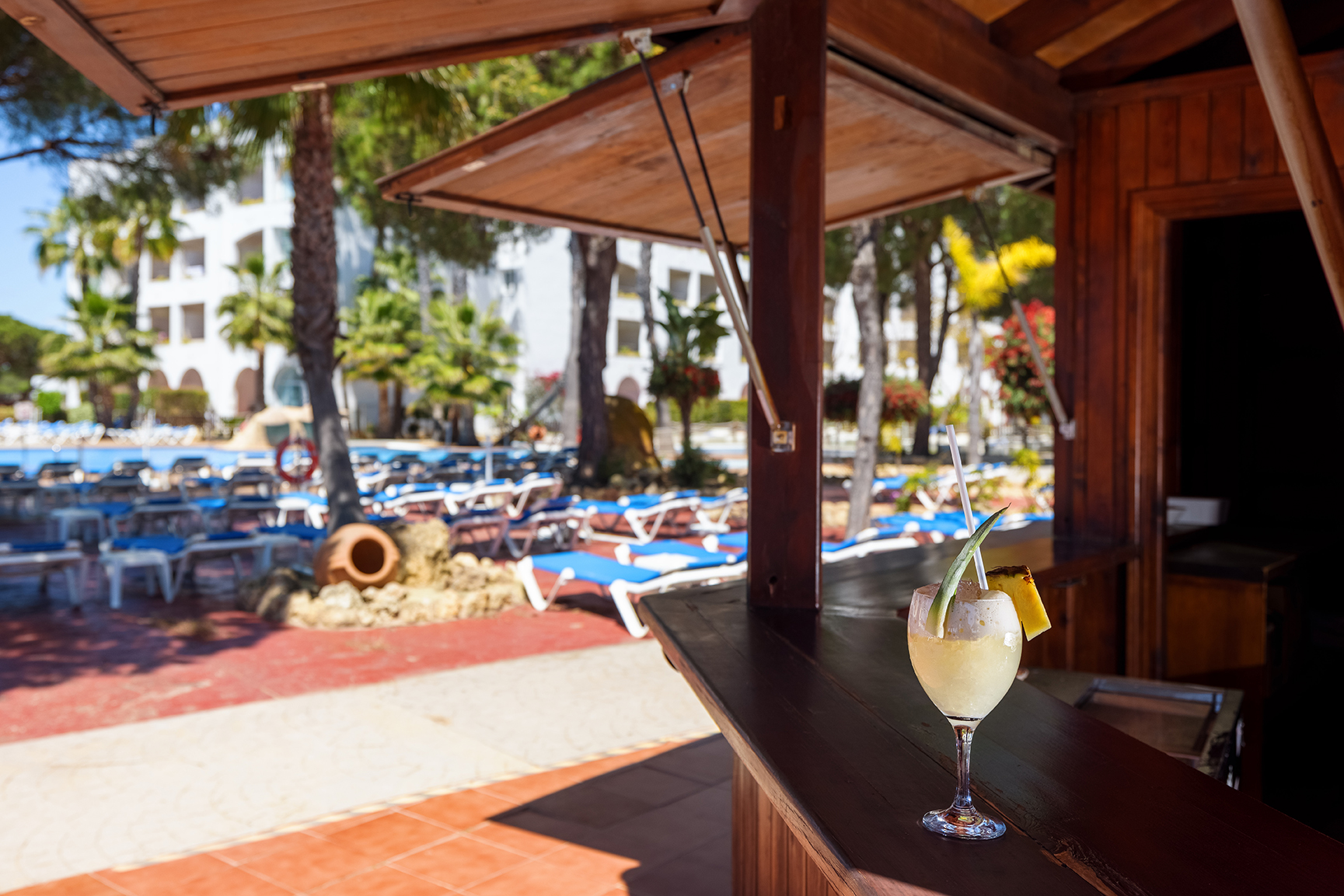 001_alta_playacartaya Bar Piscina.jpg